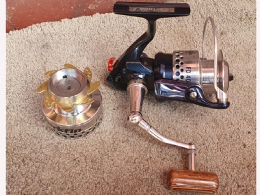 CASTALIA SHARKFIN 4000 REEL