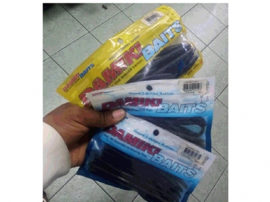 DAMIKI BAITS OLD STOCK 3 PACKETS FOR R100
