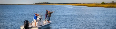 SolarMAX™ Display

Enjoy crisp and clear views of your display no matter the conditions – even in direct sunlight – with excellent clarity and daylight visibility of HOOK Reveal’s SolarMAX display.