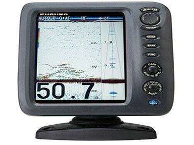 FISH-FINDERS / CHARTPLOTTERS